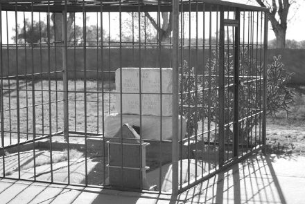 billy the kid grave site. Billy the Kid - Old Fort